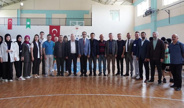 Velilerin Emeği, Öğrencilerin Bilimi Başkan Arslan’ın Desteğiyle Taçlandı