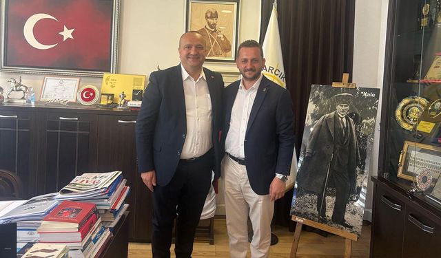 Çınarcık'ta Mezuniyet Coşkusu Meydana Taşınıyor