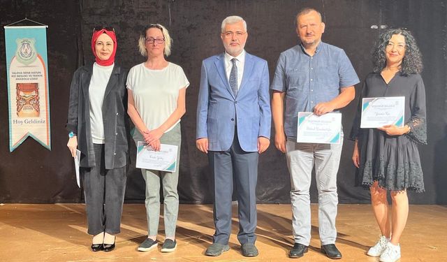 “Sanat ve Zanaat Türkülerde Buluşuyor” Tiyatro Yarışması Finali Yalova’da Gerçekleştirildi