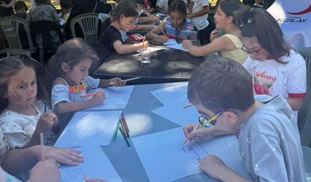 Minikler hem eğlendi hem öğrendi