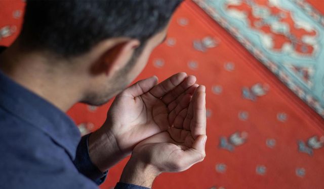 Meteoroloji Yağmur Uyarısı Verdi, Diyanet Duaya Çıktı