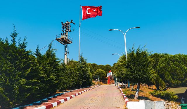 Armutlu’da Kahvaltı ve Mangal Bir Arada