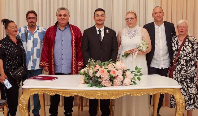 Başkan Gürel Bir Çiftin Daha Dünya Evine Girmesine Vesile Oldu