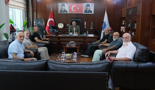 Çiftlikköy Belediye Başkanı Adil Yele, Saadet Partisi Merkez İlçe Yönetimini Ağırladı
