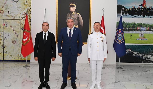 Rektör Bahçekapılı’dan Deniz Astsubay MYO Ziyareti