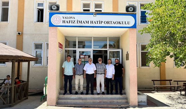 İl Millî Eğitim Müdürü Aytekin Yılmaz’dan Hafız İmam Hatip Ortaokuluna Ziyaret