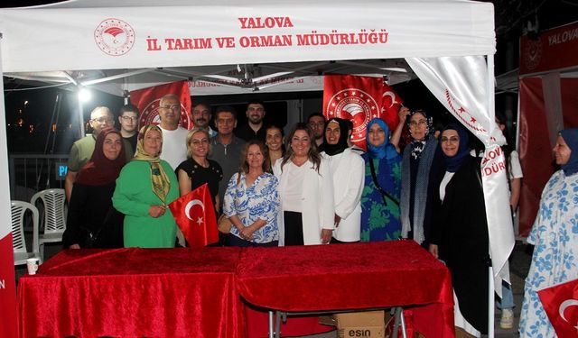 Yalova İl Tarım ve Orman Müdürlüğü Stant Başında