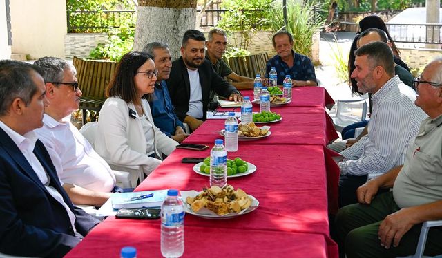 Vali Dr. Hülya Kaya Çukurköy’de Vatandaşlarla Buluştu