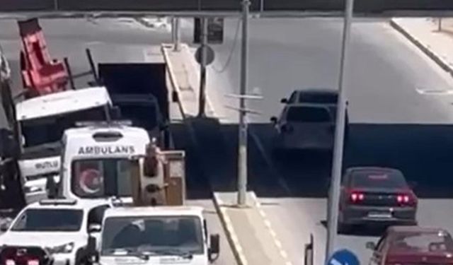 Yalova'da Vinç Alt Geçitte Sıkıştı