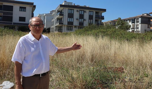 Adnan Menderes Mahallesi’nde Boş Arsalar Tehlike Saçıyor