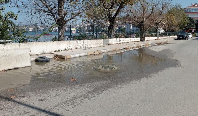 Çınarcık’ta Rögar Taştı