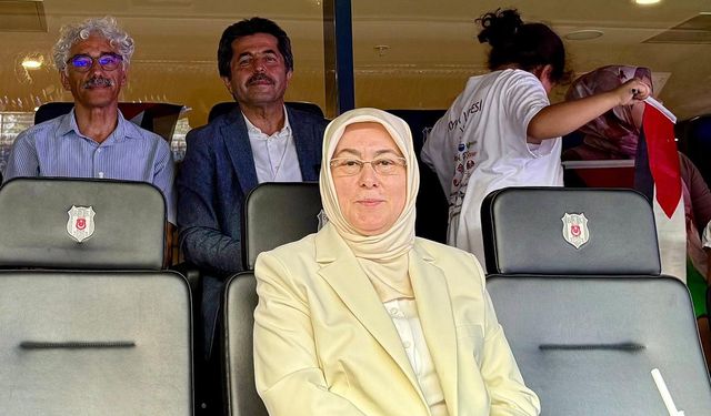 Meliha Akyol, Yaz Okulu Finali’nde Gençlerle Buluştu