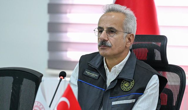 Ulaştırma Bakanından Depremle İlgili Açıklama