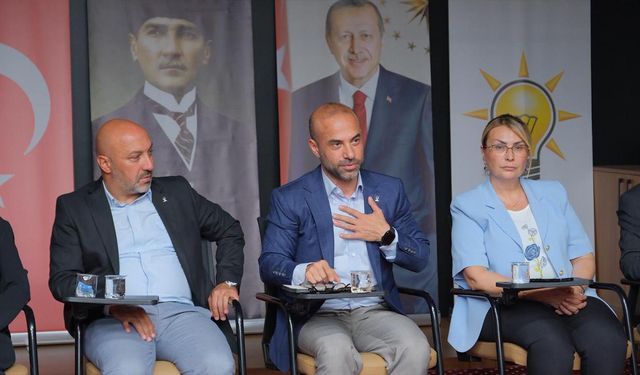 AK Parti Altınova İlçe Danışma Meclisi Toplandı