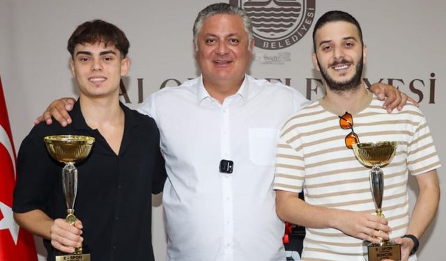 Gençler FC 25 Turnuvası’nda Doyasıya Mücadele Etti