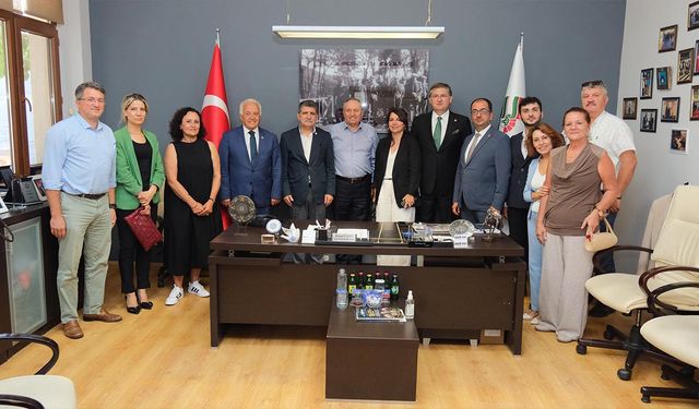 CHP Milletvekillerinden Kent Konseyi Başkanı Kenan Engin’e Ziyaret