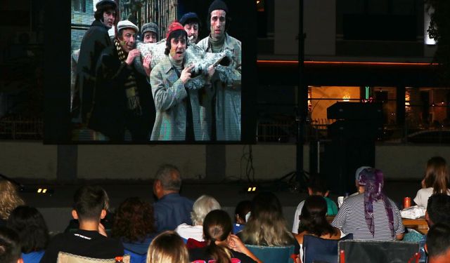 Mokamp’ta ‘Mavi Boncuk’la Türk Sineması Nostaljisi