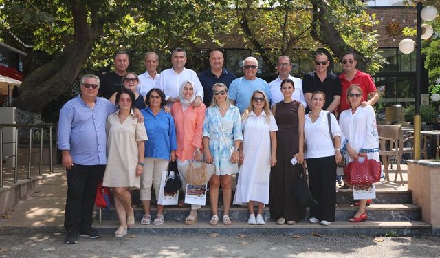 CHP’li Başkanlar Çınaraltı’nda Buluştu