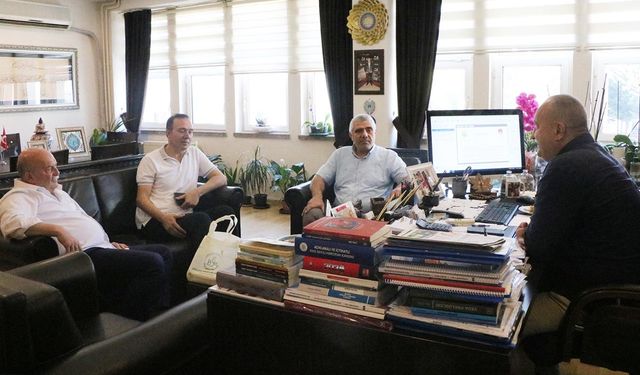 Başkan Avni Kurt, Eğitim ve Şehircilik Üzerine Görüşmelerde Bulundu