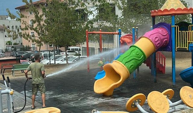 Çınarcık’ta Temizlik Seferberliği Sürüyor