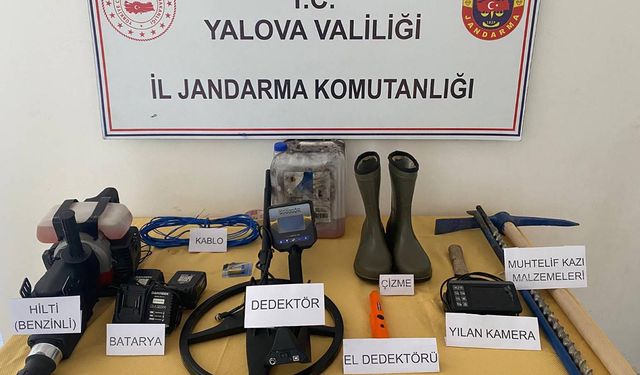 Çınarcık’ta Kaçak Kazı Operasyonu: 3 Kişi Suçüstü Yakalandı
