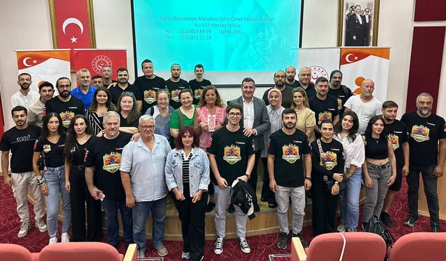 2025 Aile Yılı Kapsamında Koruyucu ve Gönüllü Aile Tanıtım Programı Yalova’da Gerçekleştirildi
