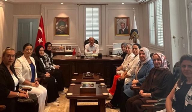 AK Parti Termal İlçe Kadın Kolları’ndan Başkan Acar’a Ziyaret