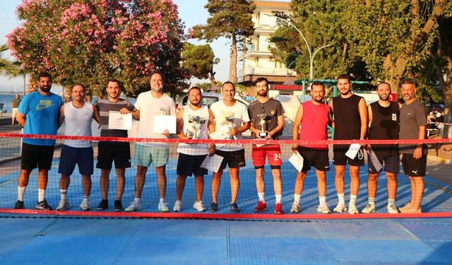 Çiftlikköy’de Ayak Tenisi Turnuvası Heyecanı