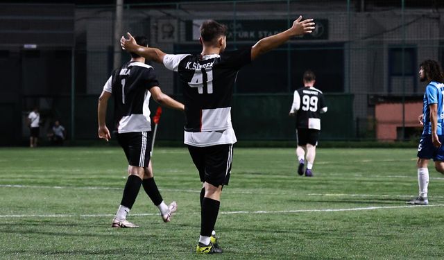 Şampiyon Kim Olacak Tersan mı? Beşiktaş mı?