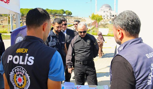 Emniyet Müdürü Üniversite Öğrencileriyle Buluştu