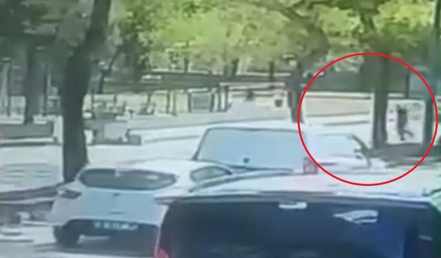 Bursa'da ticari aracın çarptığı adam hayatını kaybetti: Kaza anı kamerada