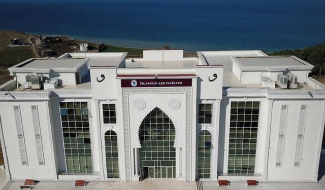 İslami İlimler Fakültesi Artık “İlahiyat Fakültesi”