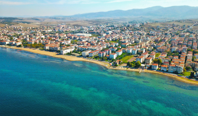Çiftlikköy Sahil Şeridine Alkol Ruhsatı Verildi, Tartışmalar Alevlendi!