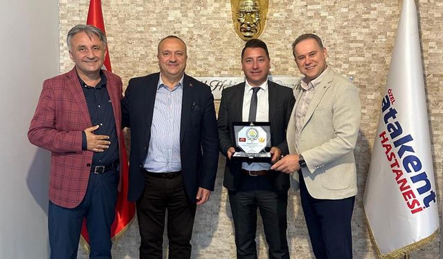 Başkan Avni Kurt’tan Festival Destekçilerine Teşekkür Plaketi