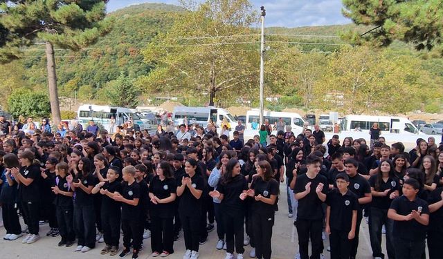 Çınarcık’ta 2025-2026 Eğitim Öğretim Yılının İlk Ders Zili Çaldı