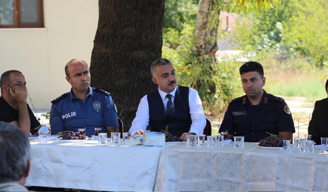 Kaymakam Demir, Köylerde İncelemelerde Bulundu
