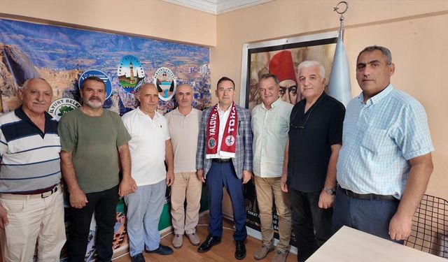 Yalova Vali Yardımcısı Osman Sarı’dan Tokatlılar Derneği’ne Ziyaret