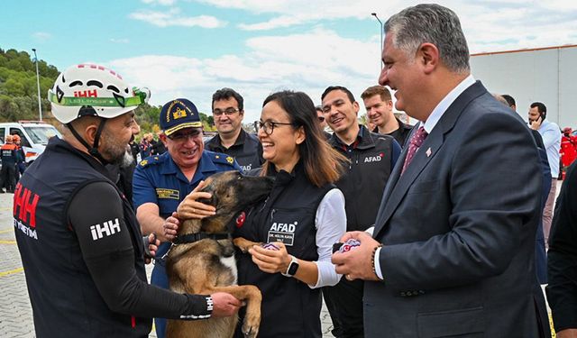 Afetlere Karşı Dayanışma Yalova Belediyesi Tam Kadro Tatbikatta Yer Aldı