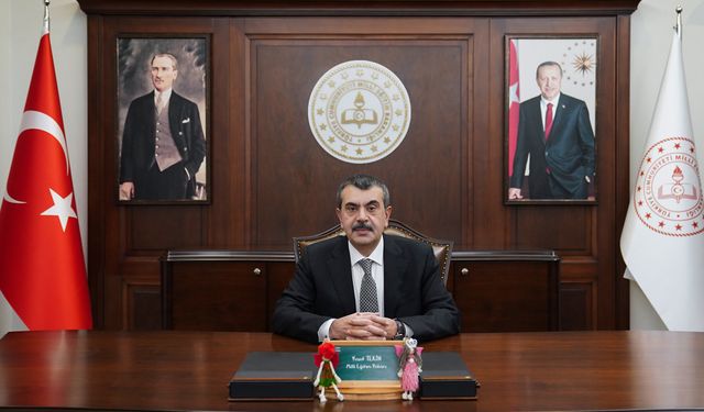 Bakan Tekin 23 Dedi Ama Yalova’da Sınıflar Hâlâ 40 Kişiye Yaklaşıyor
