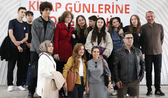 Çiftlikköy Kitap Günleri’ne Öğrencilerden Yoğun İlgi