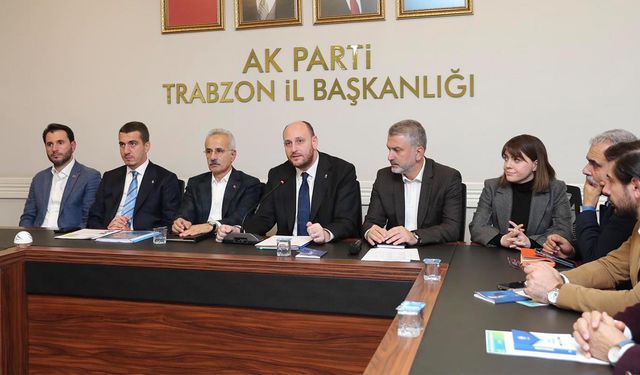 Milletvekili Ahmet Büyükgümüş, Trabzon İl Başkanlığını Ziyaret Etti