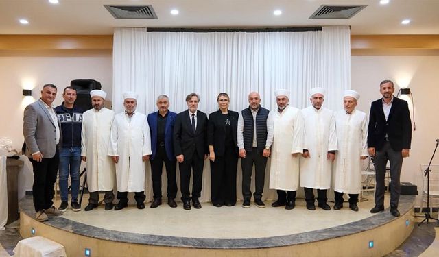 Altınova Belediyesi’nden Din Görevlilerine Anlamlı Kutlama