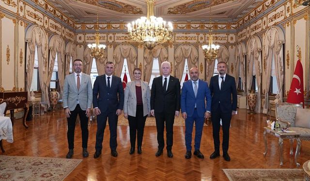 Altınova Heyeti İstanbul Valisi Davut Gül’ü Ziyaret Etti