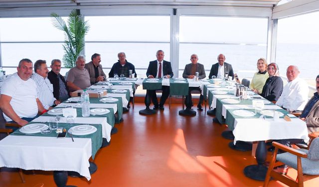 Başkan Gürel Merkez Mahalle Muhtarı İle Bir Araya Geldi