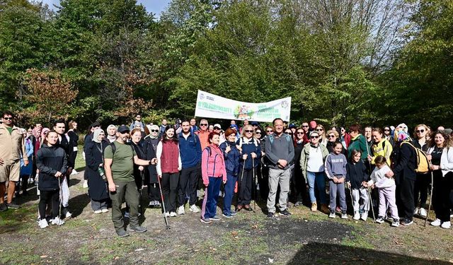 Yalova Belediyesi’nden Dünya Yürüyüş Günü’nde Doğa Yürüyüşü ve Fotoğraf Turu