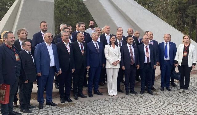 Başkan Kurt, Edirne’de Tarihi Yapıları Gezdi: Ufkumuzu Genişleten Bir Deneyim Oldu