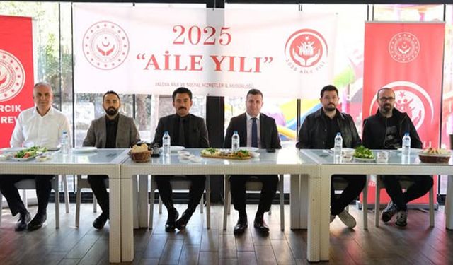 Çınarcık’ta Yaşlılarımızla Bir Araya Geldiler