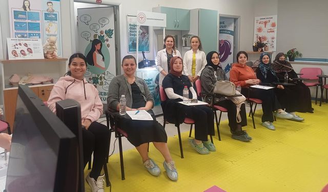 Yalova Eğitim ve Araştırma Hastanesi Gebe Okulu’nda Eğitimlerin İkinci Turu Tamamlandı