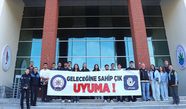 Yalova Emniyeti, Üniversite Oryantasyon Programında Öğrencilerle Buluştu
