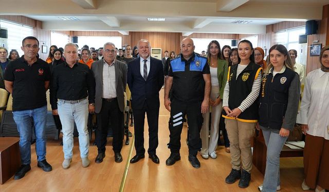 Yalova Üniversitesi Oryantasyon Programı MYO’larda Sürüyor